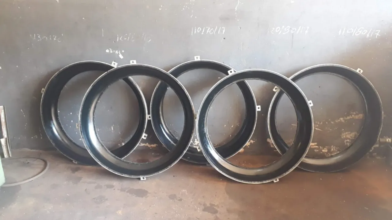 Componente industrial em borracha produzido pela SB Borrachas; imagem ilustrativa de fabricação própria